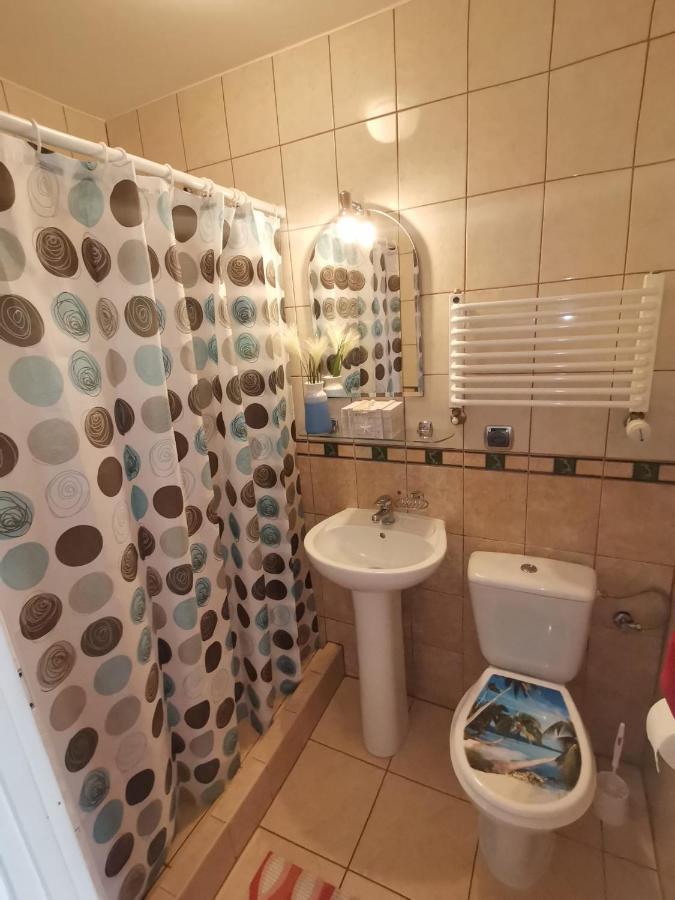 Pokoje Goscinne U Aleksandry Hel Buitenkant foto